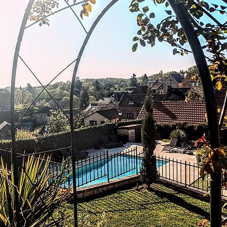 Le Clos de la Musardise - Gîtes de Charme avec Piscine Chauffée Salignac Eyvigues Esterno foto