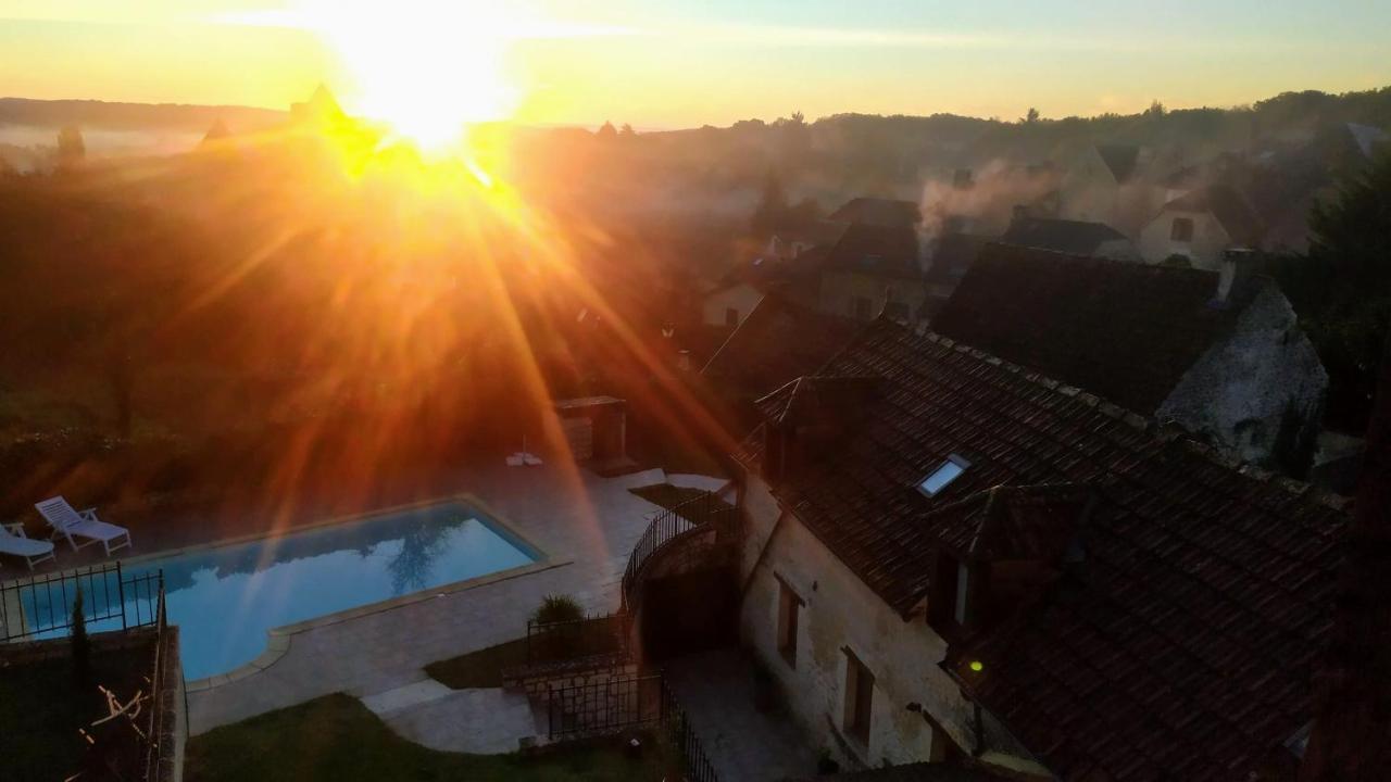 Le Clos de la Musardise - Gîtes de Charme avec Piscine Chauffée Salignac Eyvigues Esterno foto