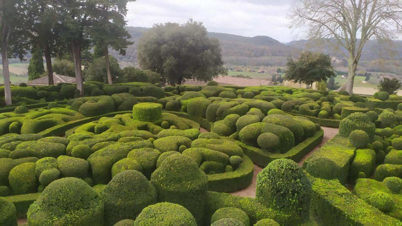 Le Clos de la Musardise - Gîtes de Charme avec Piscine Chauffée Salignac Eyvigues Esterno foto
