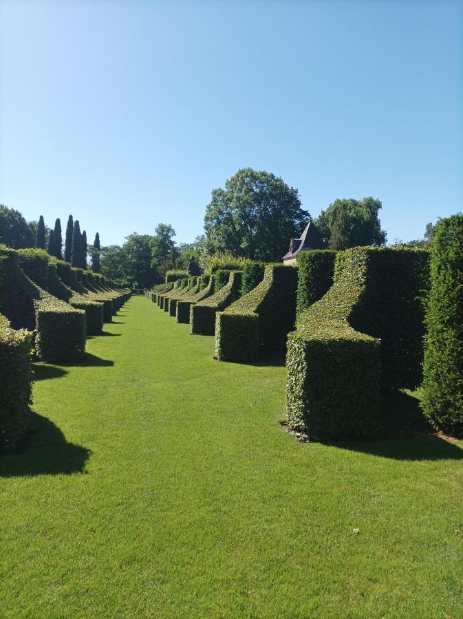 Le Clos de la Musardise - Gîtes de Charme avec Piscine Chauffée Salignac Eyvigues Esterno foto