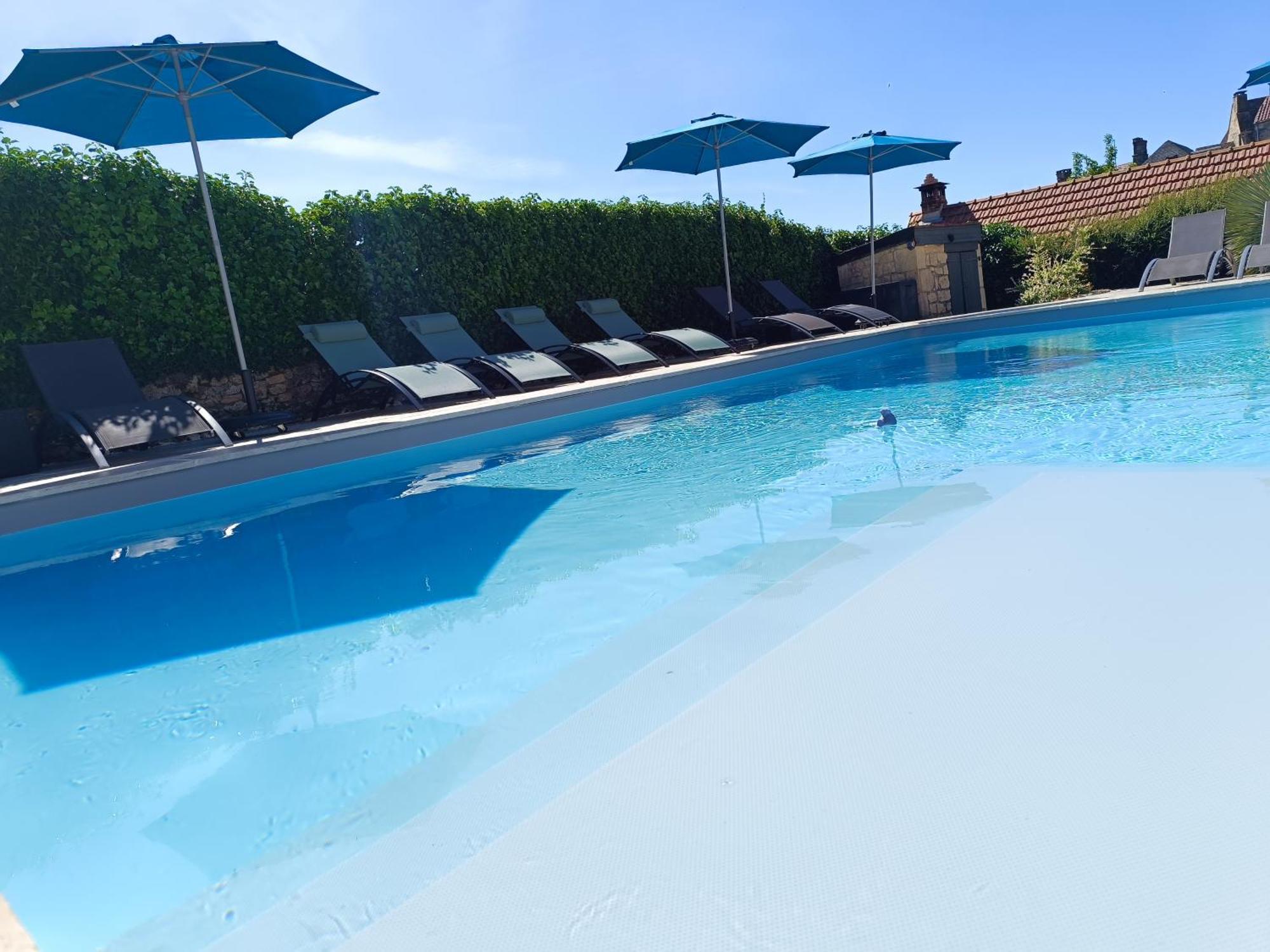 Le Clos de la Musardise - Gîtes de Charme avec Piscine Chauffée Salignac Eyvigues Esterno foto