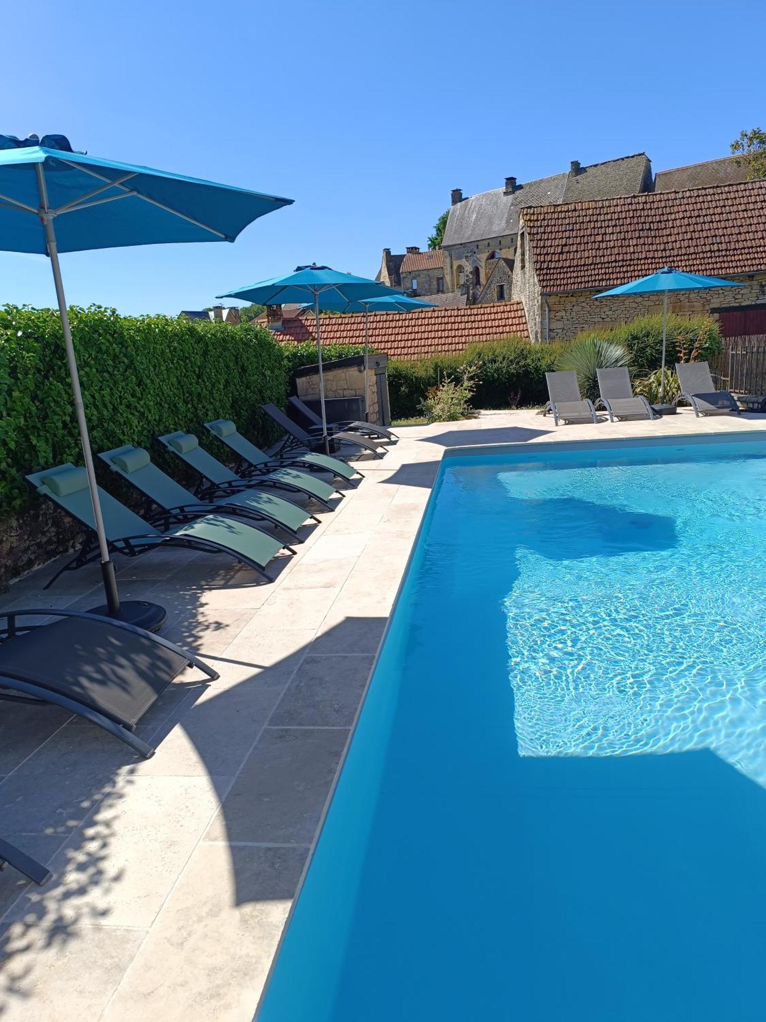 Le Clos de la Musardise - Gîtes de Charme avec Piscine Chauffée Salignac Eyvigues Esterno foto